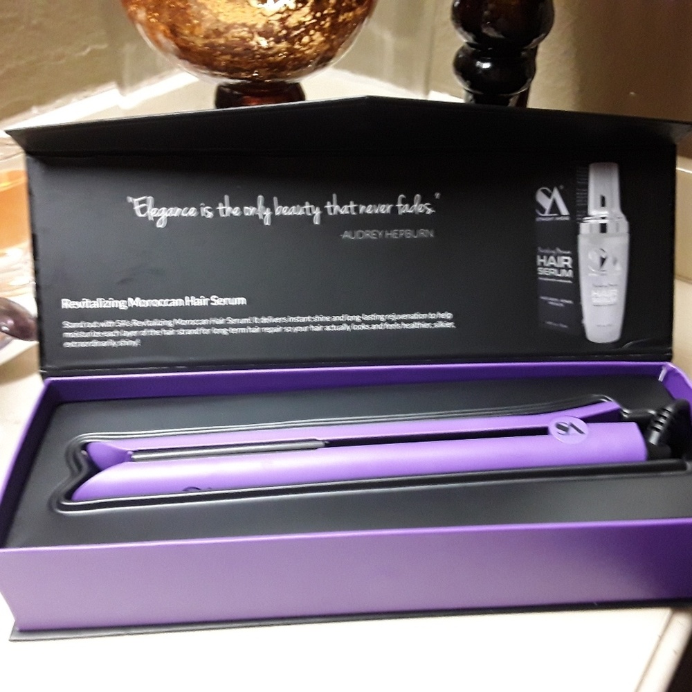 Hair straightener